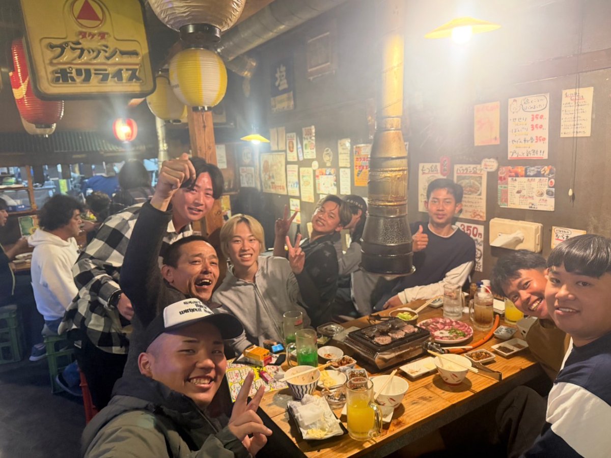 みんなでの食事会にて